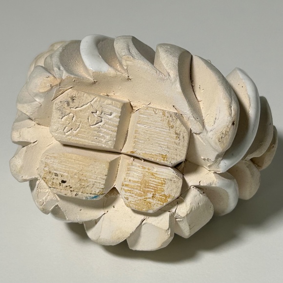 Artesania Rinconada Sculpted Persian Cat Figurine Glazed Accents 3.5" - Picture 6 of 7